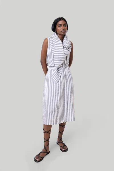 Reistor Boxy Crop Top In Linen Stripes In White