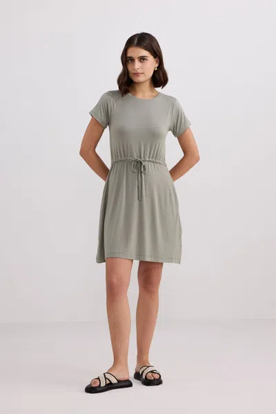 REISTOR DRAWSTRING SHORT T-SHIRT DRESS IN LIGHT OLIVE