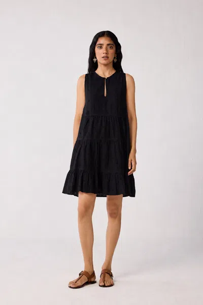 Reistor Embroidered Everyday Sleeveless Short Tiered Dress In Black