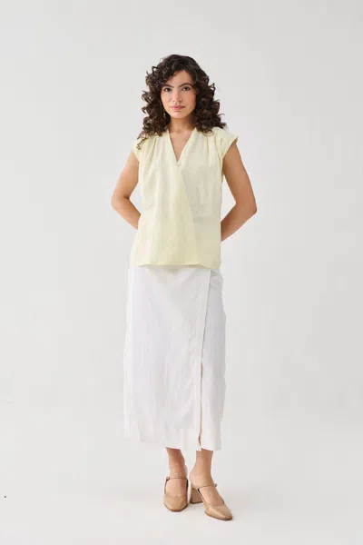 Reistor V-neck Overlap Top In Butter Lemon In Yellow
