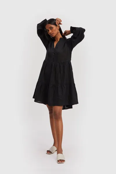 Reistor V-neck Tiered Dress In Black