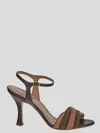 Relac Sandal In No-color