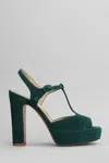 Relac Sandals In Green Suede In Green