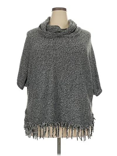Pre-owned Relativity Poncho In Gray