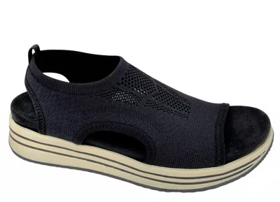 Remonte Women's Jocelyn Sandal In Black