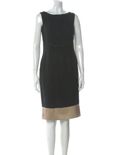 Pre-owned Rena Lange Bateau Neckline Knee-length Dress In Green
