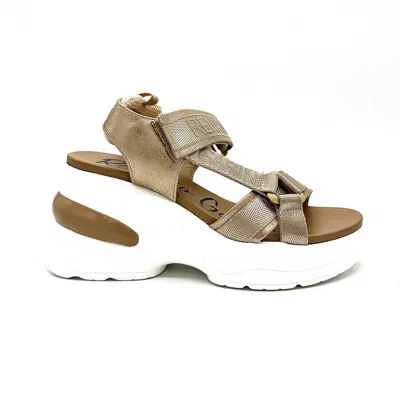 Renato Garini® Women's Dmd Hybrid Sandal Sneaker In Champagne/bronze In Multi