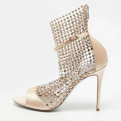 Pre-owned René Caovilla Galaxia Size 39.5 Beige Lace And Satin Crystal Embellished Ankle Strap Sandals