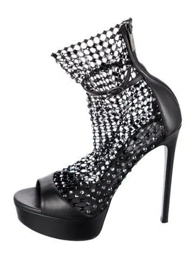 Pre-owned René Caovilla Mesh Lace Pattern Pumps In Black