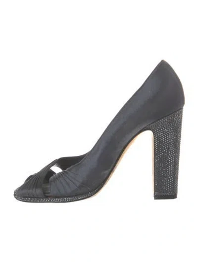 Pre-owned René Caovilla Satin Crystal Embellishments Pumps In Gray
