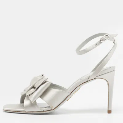 Pre-owned René Caovilla Size 38 Grey Satin Bow Crystal Embellished Ankle Strap Sandals In Gray