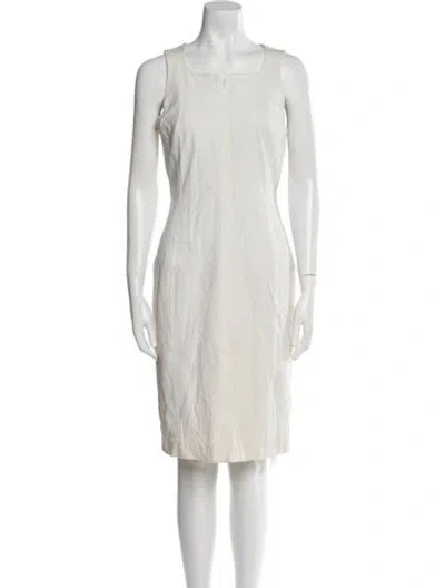 Pre-owned Rene Lezard Square Neckline Knee-length Dress In White