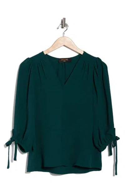 Renee C Ditsy Puff Sleeve Blouse In Green