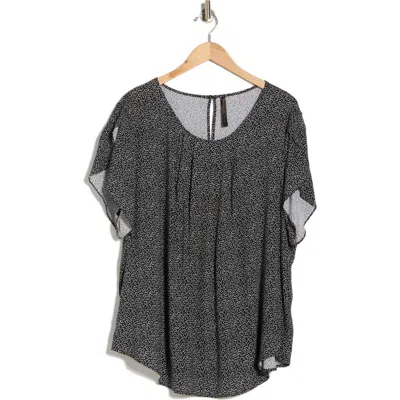 Renee C Dot Print Short Sleeve Top In Gray