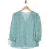 Renee C Dot V-neck Long Sleeve Top In Green
