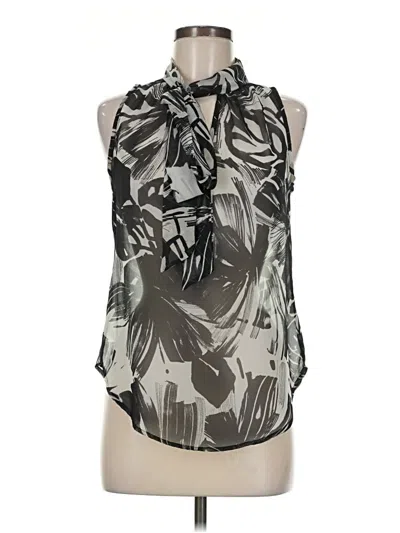 Pre-owned Renee C Sleeveless Blouse In Gray