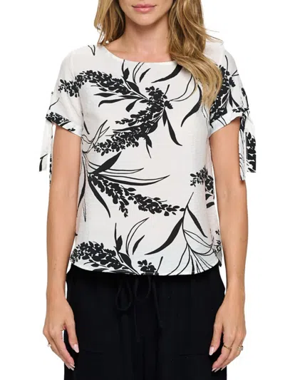 Renee C Women's Crinkle Floral Top In Ivory