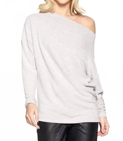 Reneec. Knit Off The Shoulder Top In Heather Grey In Multi