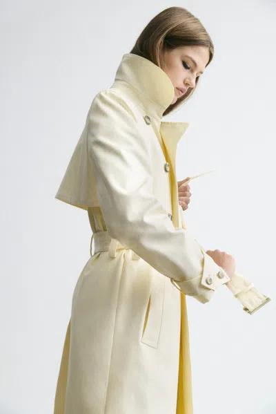 Renggli Moda Operandi In White