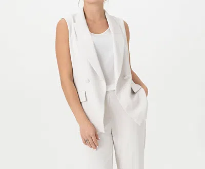 Renuar Cloud Vest In Beige