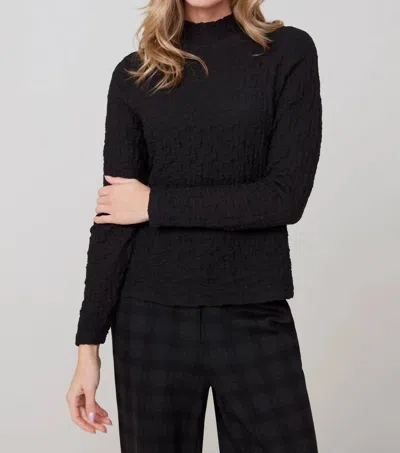 Renuar Crinkle Mock Neck Top In Black