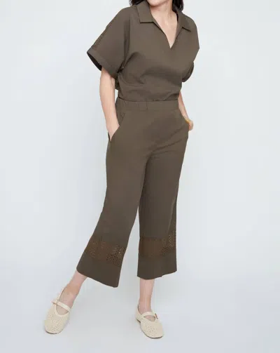 Renuar Crop Woven Pants In Khaki In Brown