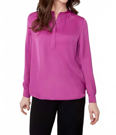 Renuar Lux Silky Woven Blouse In Plum In Pink