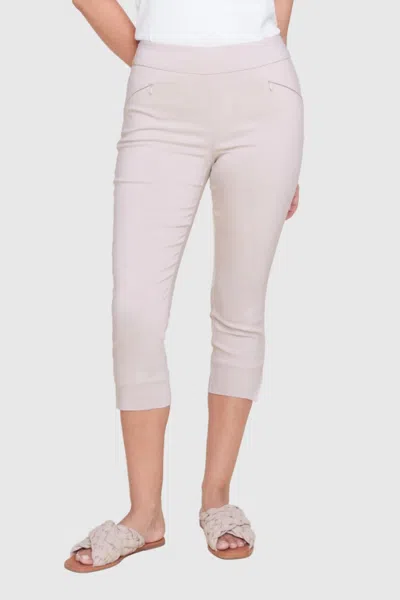 Renuar Pull-on Capri Pants In Cashew In Pink
