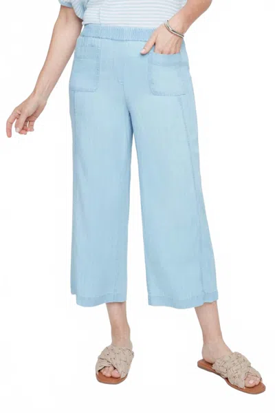 Renuar Sky Breeze Cropped Palazzo Pant In Chambray In Blue