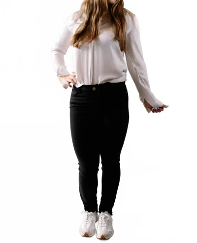 Renuar Women's Straight Pants In Black In Metallic