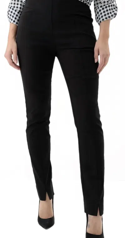 Renuar Woven Capri Pant In New Midnight In Black