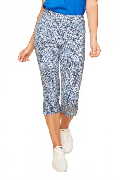 Renuar Woven Capri Pants In New Midnight In White