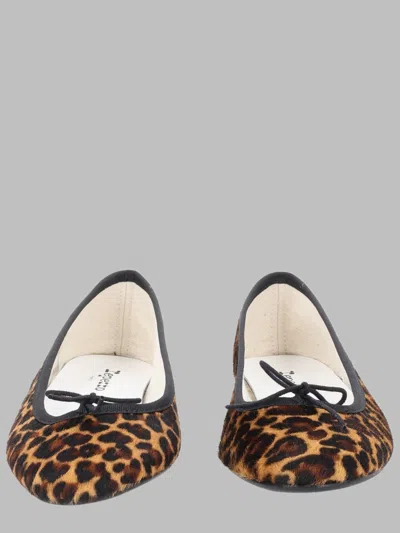 Repetto Cendrillon Flat In Brown