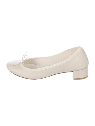 Pre-owned Repetto Leather Bow Accents Pumps In Neutral