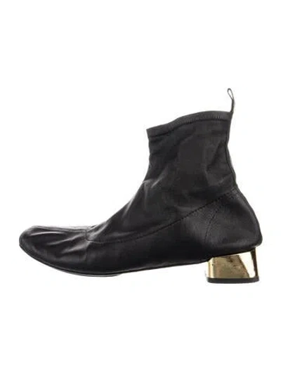 Pre-owned Repetto Leather Flats In Black