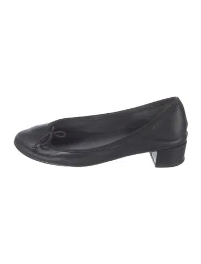 Pre-owned Repetto Leather Pumps In Black