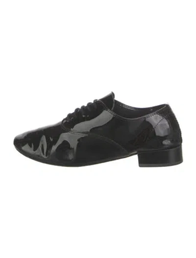 Pre-owned Repetto Patent Leather Oxfords In Black