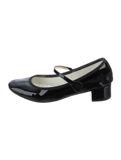 Pre-owned Repetto Patent Leather Pumps In Black