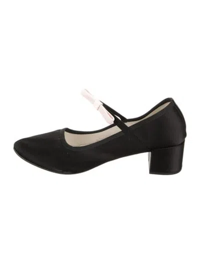 Pre-owned Repetto Pumps In Black