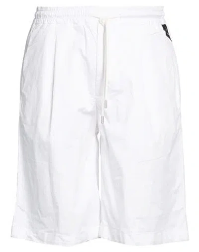 Replay Man Shorts & Bermuda Shorts White Size 29 Cotton, Elastane