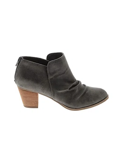 Pre-owned Report Ankle Boots In Gray