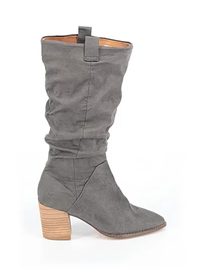 Pre-owned Report Boots In Gray