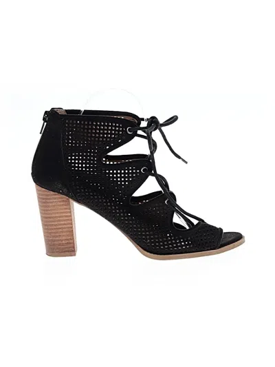 Pre-owned Report Heels In Black