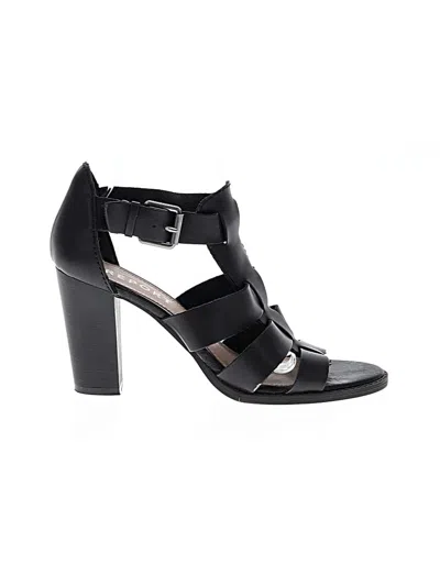Pre-owned Report Heels In Black