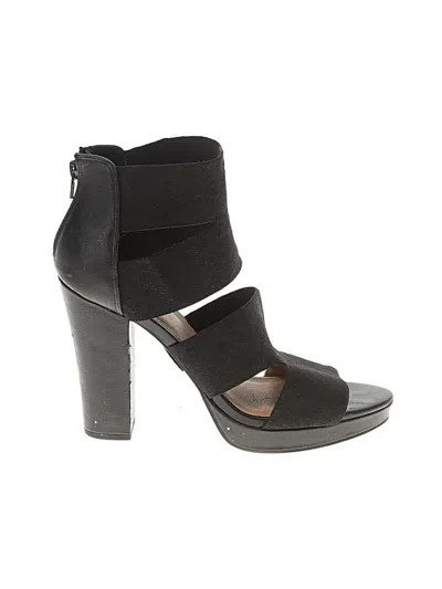 Pre-owned Report Heels In Black