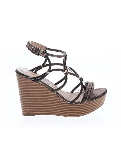 Pre-owned Report Sandals In Brown