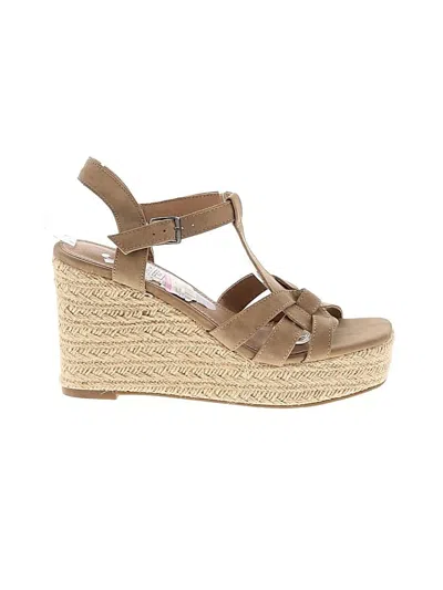Pre-owned Report Wedges In Tan