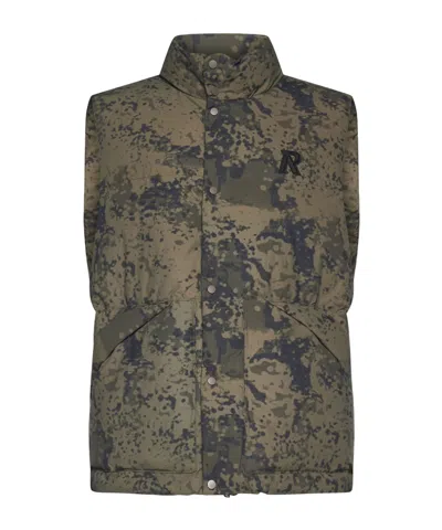 Represent Camouflage-print Puffer Gilet In Black