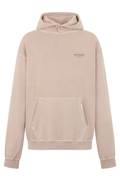 Represent Hooded Owners Club Sweatshirt In Sand