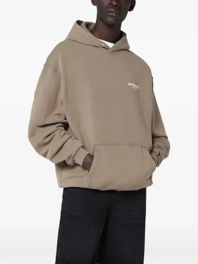 Represent Owners Club Logo-print Hoodie In Neutral